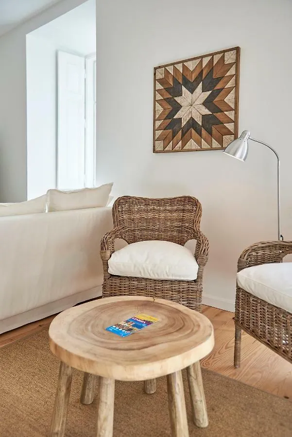 Modern Apartment Calçada São Francisco II Lisboa