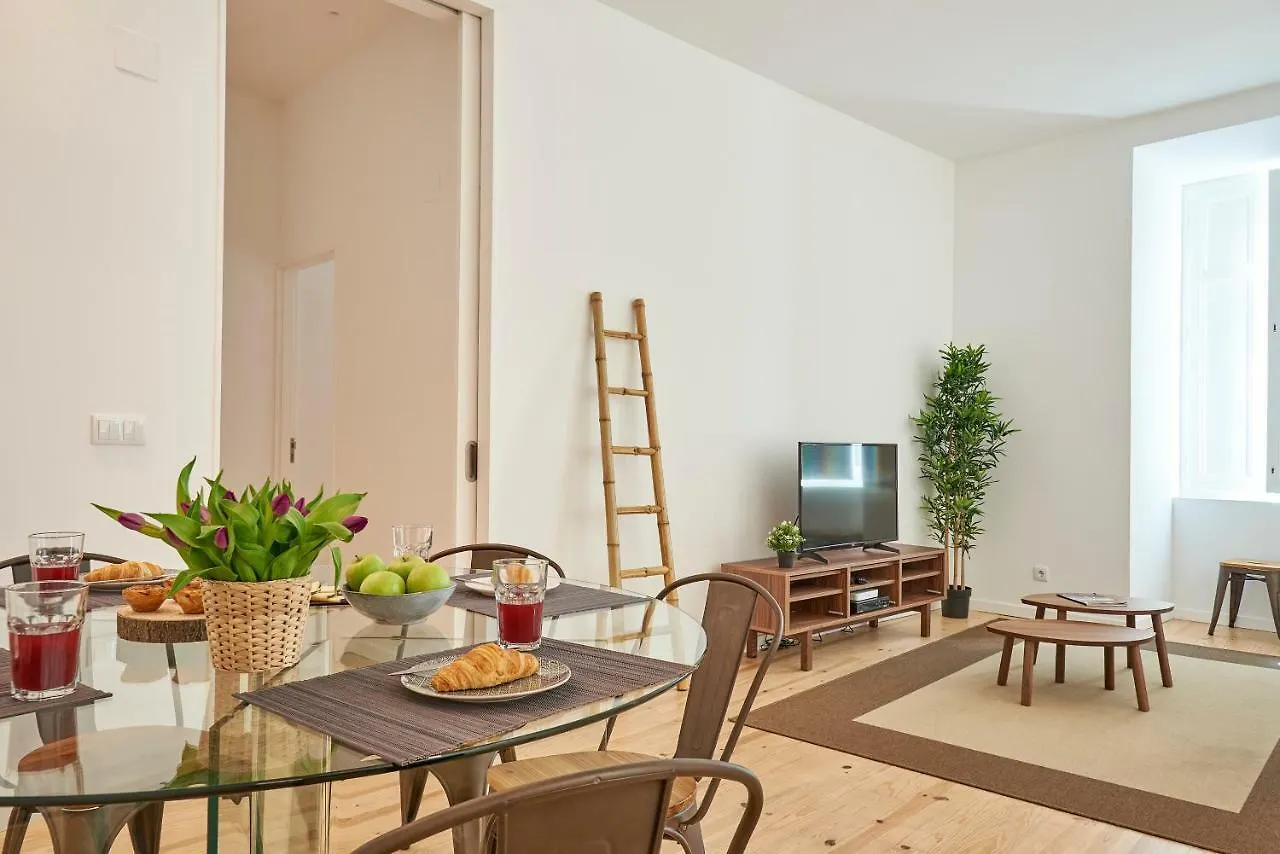 Modern Apartment Calçada São Francisco II Lisboa Portugal