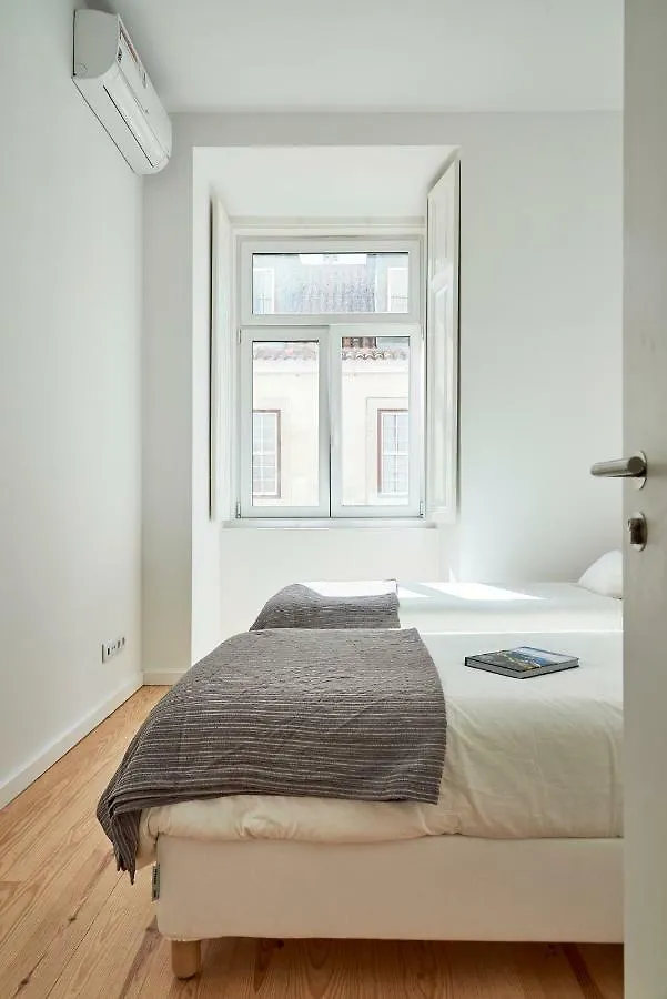 Modern Apartment Calçada São Francisco II Lisboa