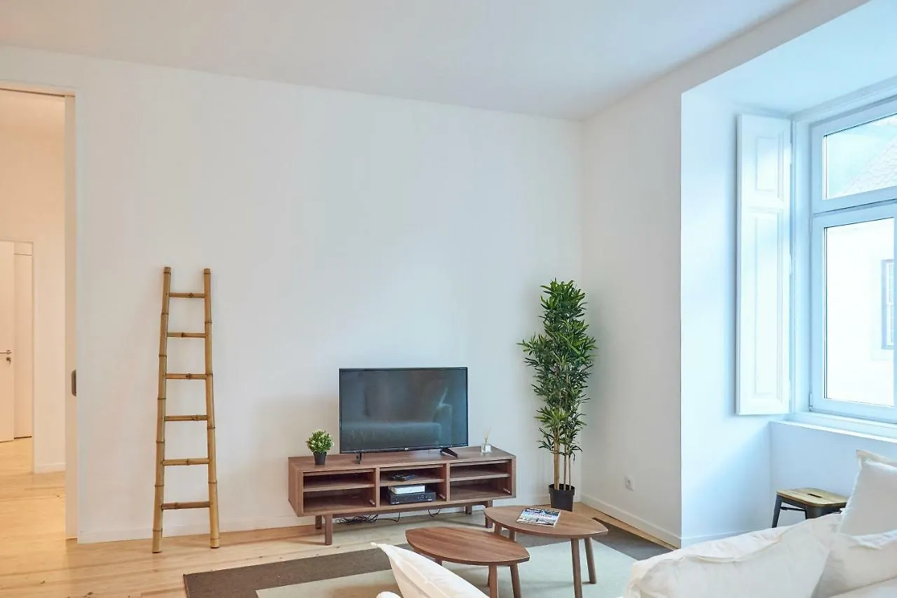 Modern Apartment Calçada São Francisco II Lisboa